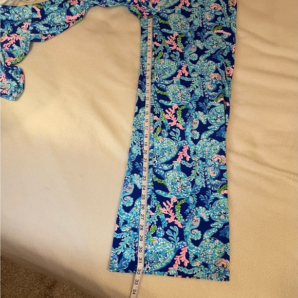 Lilly Pulitzer Lorena Breezy Palooza pants in Corsica blue turtle small - Picture 6 of 6